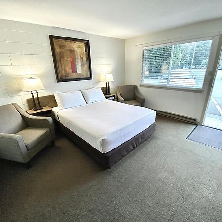 Arbutus Grove Motel Parksville Eksteriør bilde
